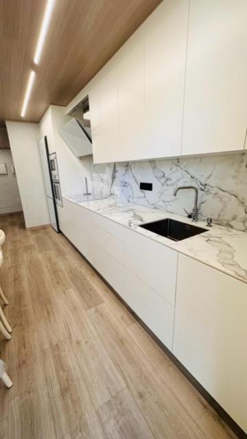 Fantastic Larimar New Apartment サロウ エクステリア 写真