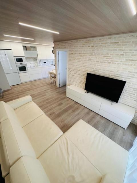 Fantastic Larimar New Apartment サロウ エクステリア 写真