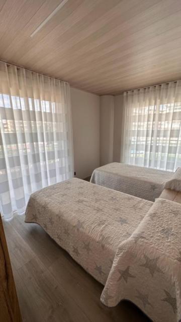 Fantastic Larimar New Apartment サロウ エクステリア 写真