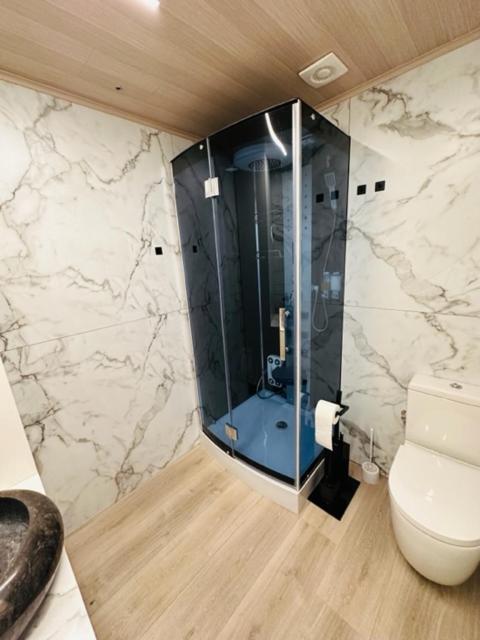 Fantastic Larimar New Apartment サロウ エクステリア 写真